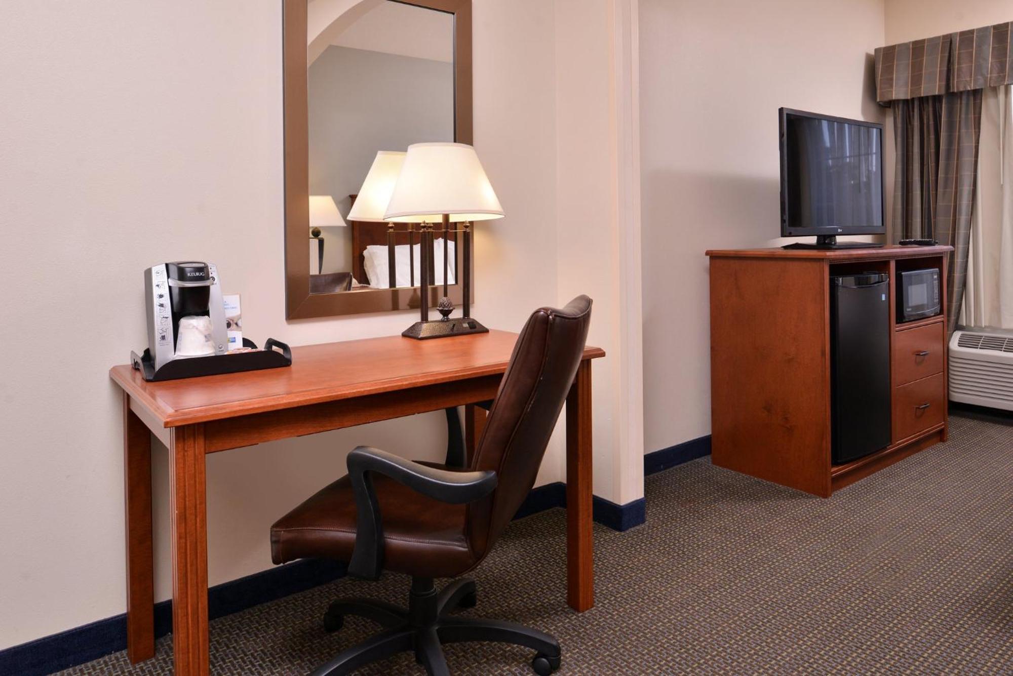Holiday Inn Express Hotel & Suites Sioux Falls At Empire Mall By Ihg Екстер'єр фото